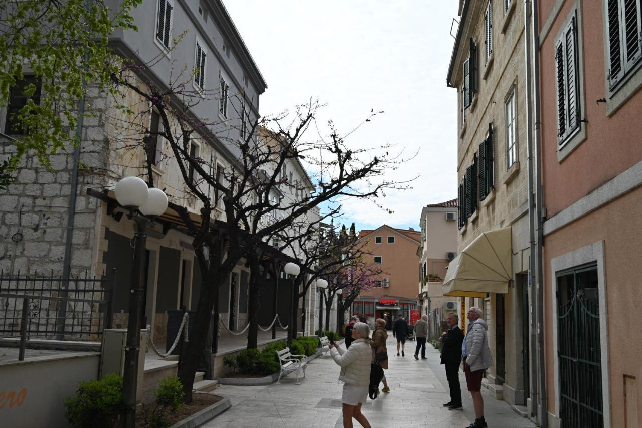 Old Town Apartment Omiš Exterior foto